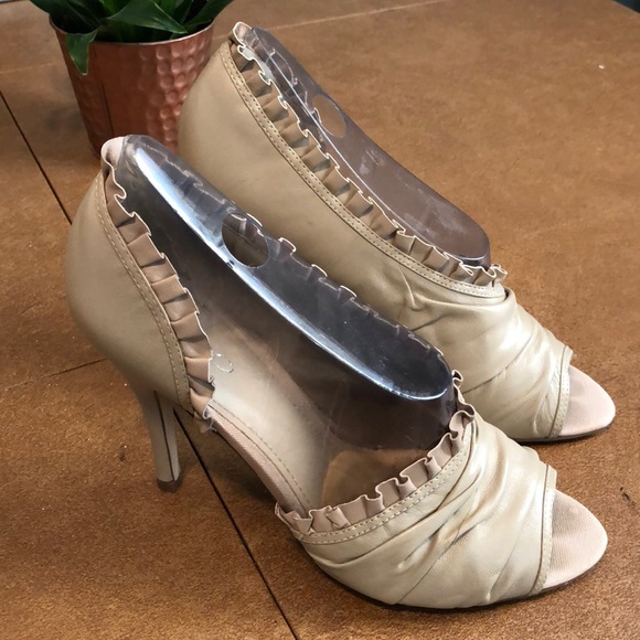 ALDO Neutral Heels - Picture 2 of 6